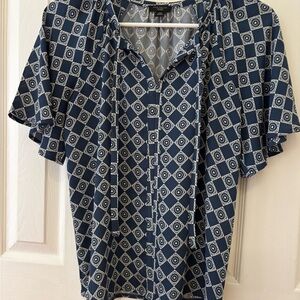 Ann Taylor Factory Navy and White Geometric Blouse size XXS